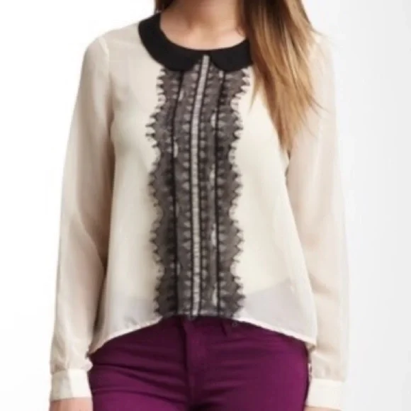 Romeo & Juliet Couture Sheer Blouse - Picture 3 of 12